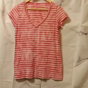 Gap short sleeve tee Med 🩷🩷🩷🩷